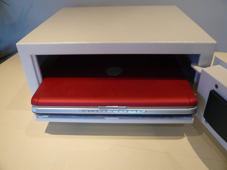 digitalsafeshelf