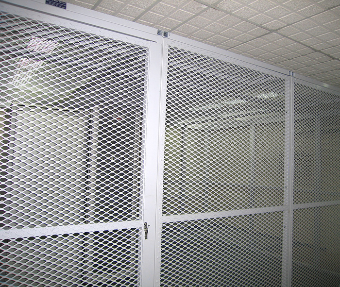 colocation-cage